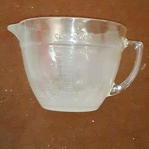 Measuring cup
